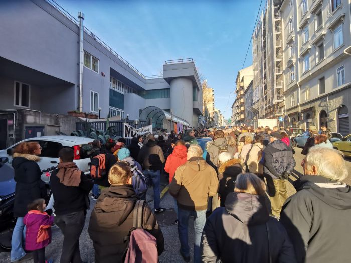 Sabato a San Giacomo sit-in del Pd: "No smembramento IC Bergamas e chiusura Consultorio di via San Marco"