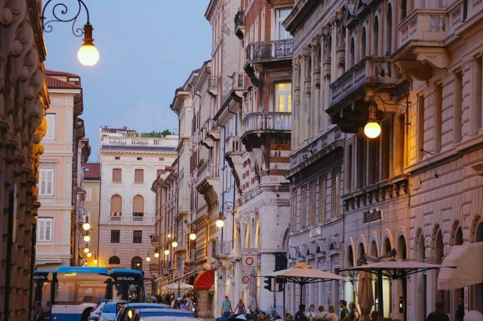 Bolletta media luce/gas per un contratto a prezzo fisso, a Trieste è la più bassa d'Italia!