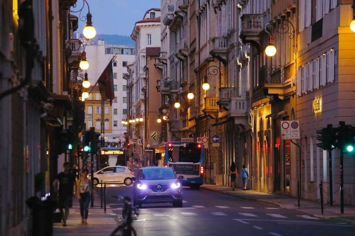 Giovane triestino rischia di perdere 1.500 euro, la truffa del finto acquirente smascherata in extremis