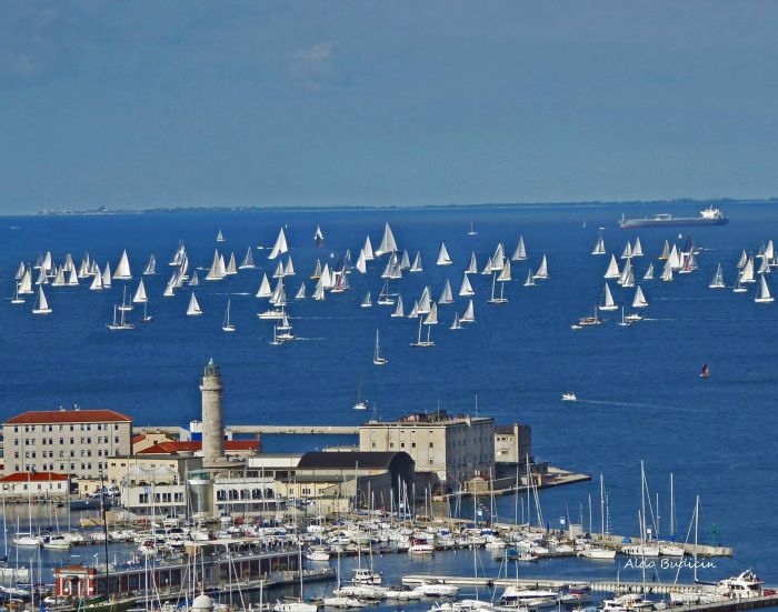 Trieste e la Maratona delle Lamentele Primaverili, chi si lamenta meglio vince Trofeo del Mugugno!ì