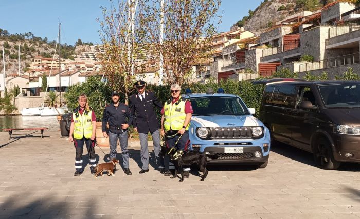 Assopolizia Trieste, due giornate di addestramento intensivo per i volontari e le unità cinofile