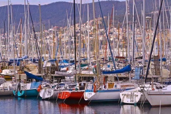 Panchine volanti a Barcola? La proposta più matta dei triestini per festeggiare la primavera!