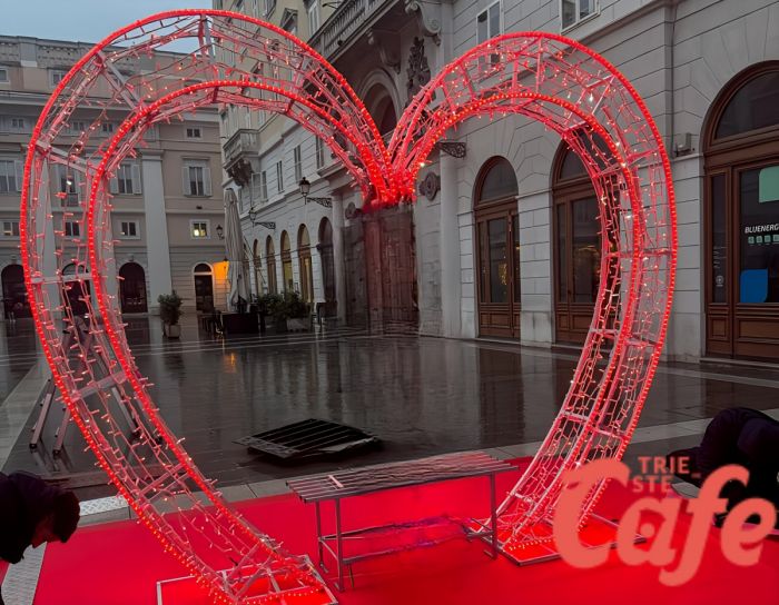 San Valentino: Confesercenti, festeggia 60% italiani, spesa media 80 euro