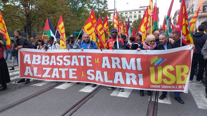 Overtourism sotto accusa, USB all'attacco: “Così Trieste produce sfruttamento e precarietà”