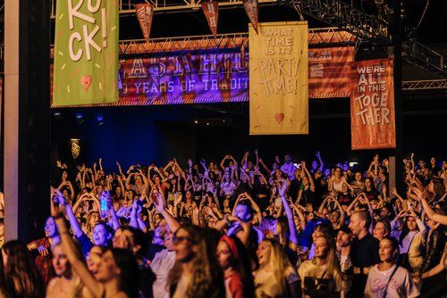 Teenage Dream,  Il 2 dicembre alla fiera di  Udine party dedicato agli anni 2000 tra “High School Musical”, “Camp Rock” e “Hannah Montana”
