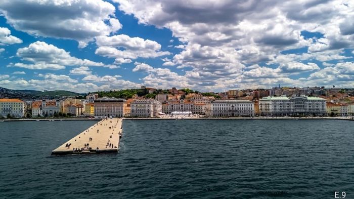 Turismo, una triestina segnala: «Servono bagni pubblici tra la stazione centrale e l’Ausonia»