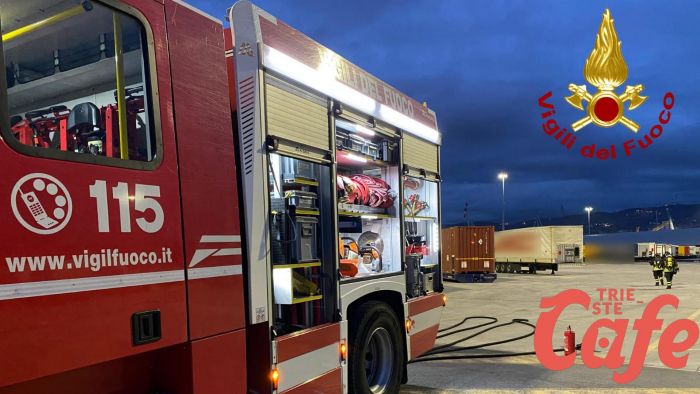  Piattaforma Logistica, forte odore da un semirimorchio trasportante sostanze potenzialmente tossiche   