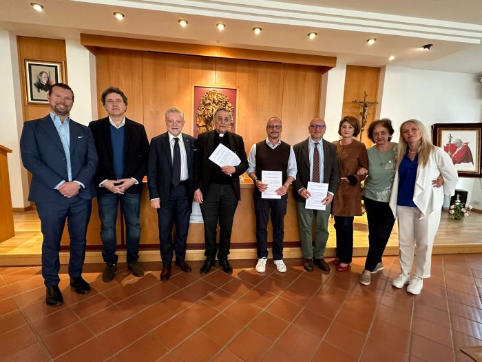 Nasce la “Carta di Trieste” contro le Fake news e criticità dovuti all'Intelligenza Artificiale