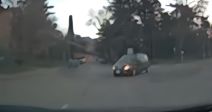 Follia al volante: mancata precedenza e incidente sfiorato a Borgo San Sergio (VIDEO)