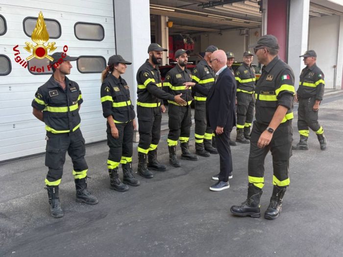Il nuovo prefetto Petronzi in visita al comando dei Vigili del fuoco di Trieste