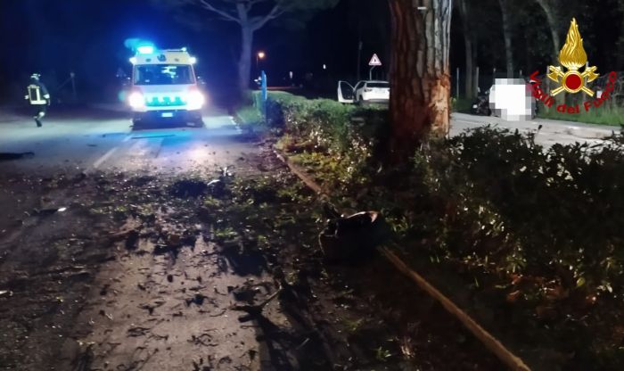 Jesolo, schianto fatale alle prime luci dell’alba: muore una 28enne