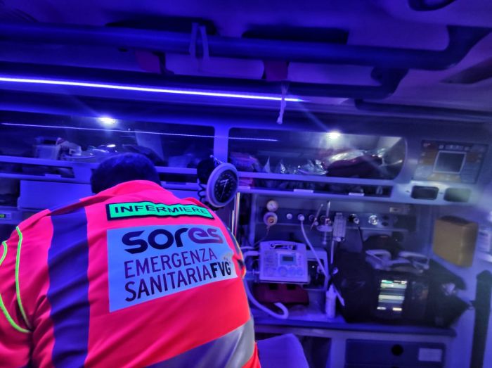 Investimento serale in viale D'Annunzio, pedone all'ospedale 