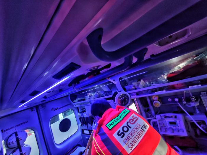 Fvg, scontro tra due auto: una persona all'ospedale, una rifiuta il trasporto 