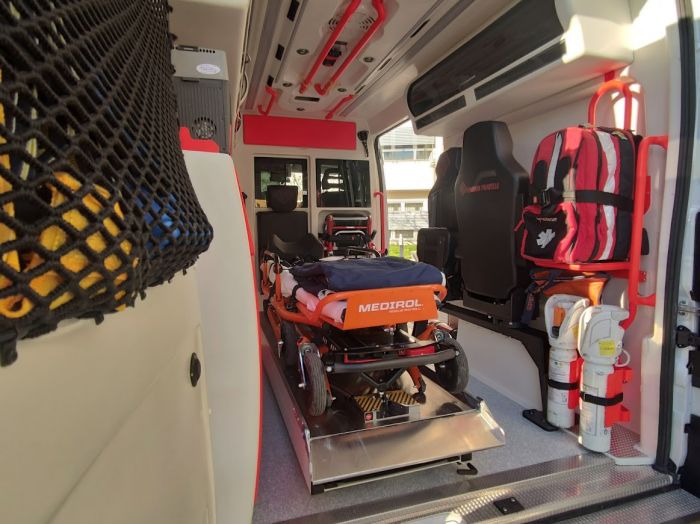 A4, auto ha tamponato cisterna piena di xilene, sostanza infiammabile: traffico in tilt