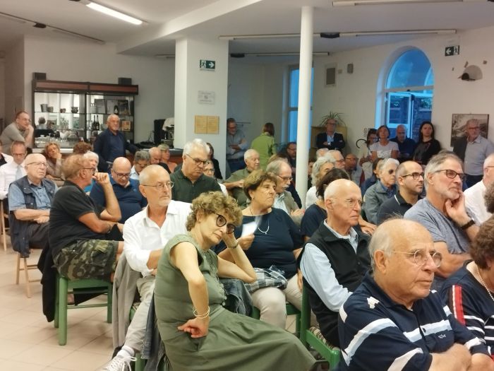 Attacca il Pd: "Con destra incapace a Trieste serve ricambio!!"