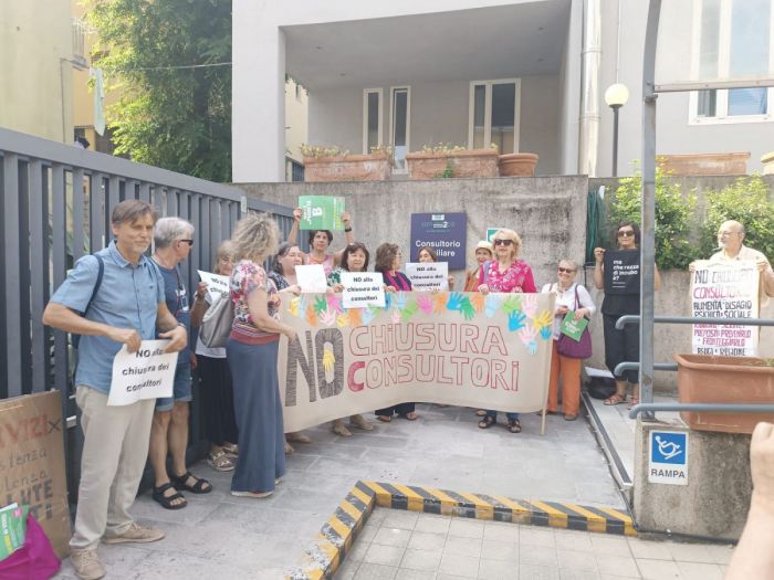 Tutti i comitati giovedì davanti al Comune per la discussione sul bilancio:  “Città è di chi la vive, Comune ci ascolti!”