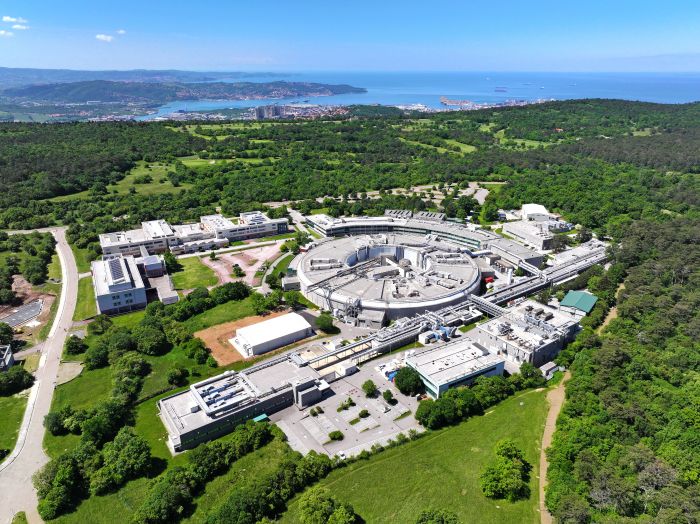 Area Science Park, Elettra 2.0: una nuova era della luce: al via l’installazione della macchina del futuro