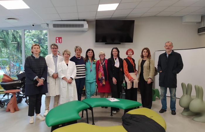 Ladies del Golf Club Lignano con Agmen donano quattro monitor multiparametrici al Burlo