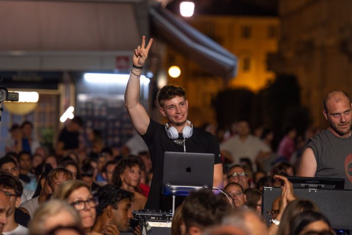Dj Ricky Ottolino: "Capodanno da record, turisti e triestini insieme per una città che cambia" (VIDEO)
