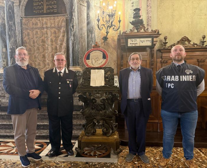 I Carabinieri TPC restituiscono alla Comunità Ebraica di Padova una lettera ufficiale del 1930