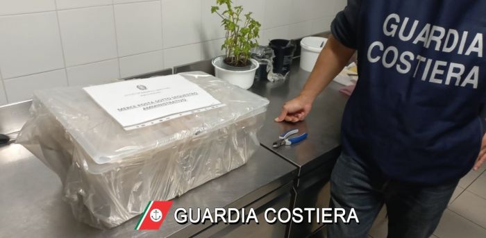 Porto Nogaro, sequestrati 40 chili di prodotto ittico irregolare, tre sanzioni amministrative