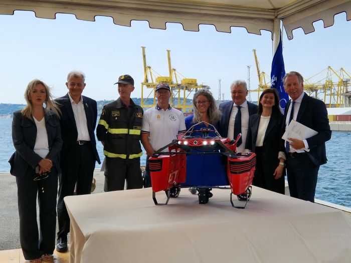 Trieste all’avanguardia nella tutela del mare, primi droni marini anti-inquinamento in Italia
