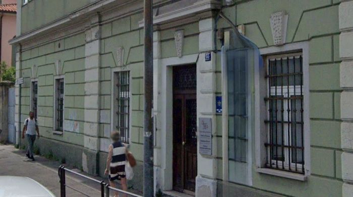 Giovani allo sbando in via dell’Istria: rissa in strada, interviene la polizia