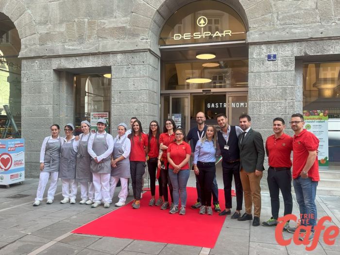 Taglio del nastro in Cavana, apre il nuovo attesissimo Despar: “21 nuovi posti di lavoro” (FOTO-VIDEO)