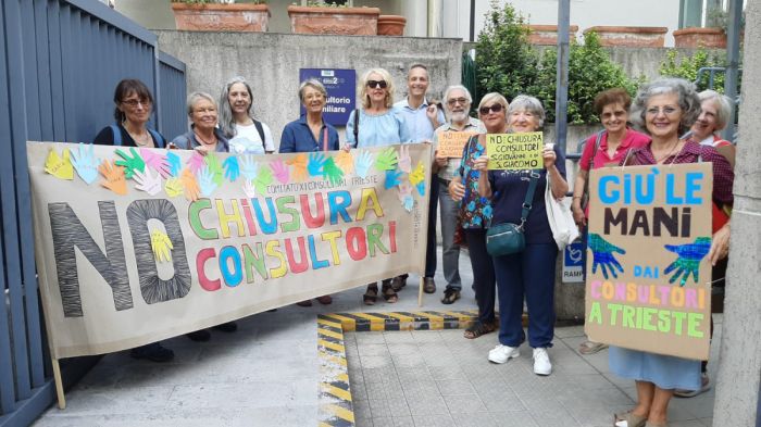 Comitato Consultori: martedì mattina a doppio flash-mob in centro, mercoledì Sit-in in piazza Unità 