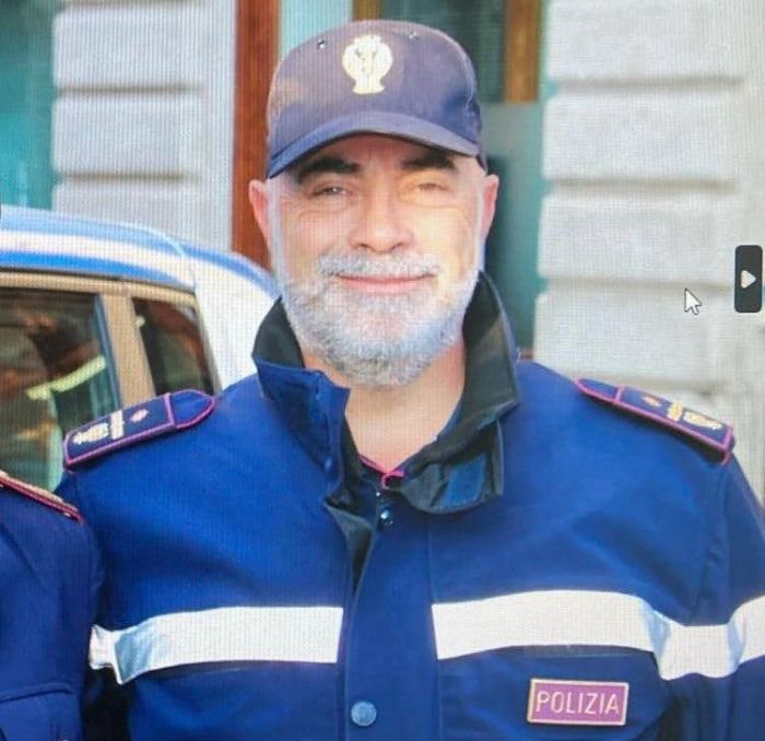 Il saluto della Polizia a Silvio Buttazzoni: una vita di amore e dedizione al servizio della comunità e dei giovani