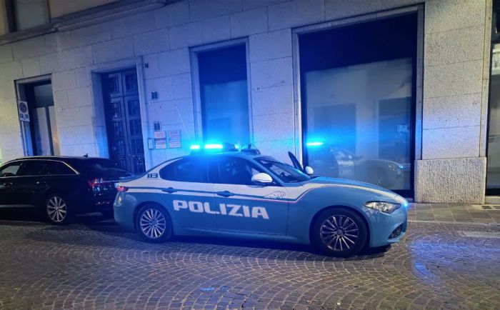 Fvg, tenta furto su auto di un disabile poche ore dopo essere scarcerato: arrestato grazie a un cittadino