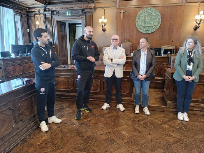 Trieste, stagione perfetta per l’Under 15 del BaskeTrieste: ricevuti dopo l’annata senza sconfitte