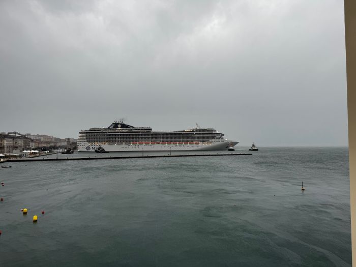 Niente ripartenza per altri lidi, crociera sulle Rive bloccata in attesa della diminuzione della bora