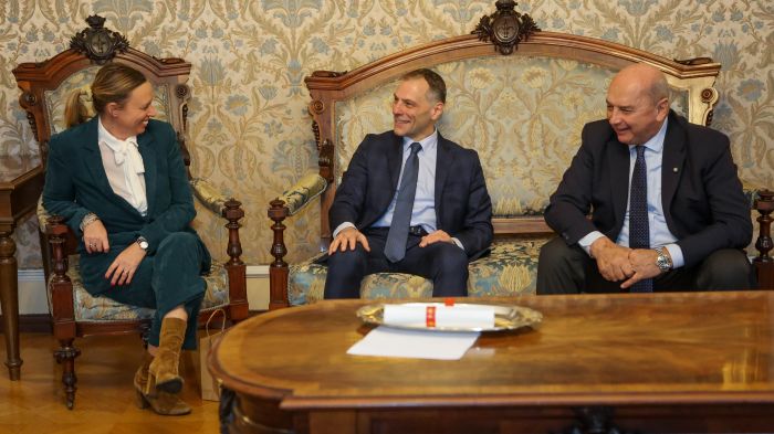 50 anni dalla fondazione del Judo Club: il sindaco consegna un riconoscimento 