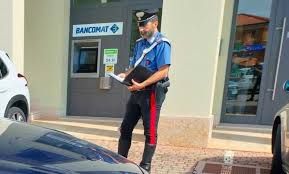Opicina: ruba denaro dimenticato al bancomat, denunciato un 23enne