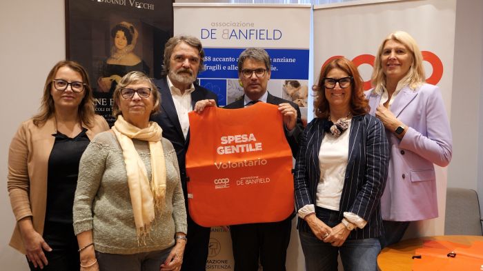 Presentato il progetto “Spesa gentile” per supportare le persone vulnerabili (VIDEO-SERVIZIO)