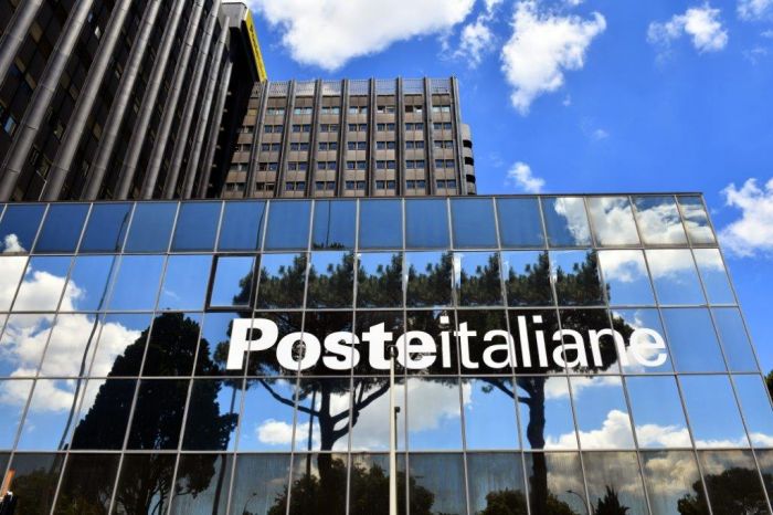 Poste Italiane vale una manovra: 14 miliardi al PIL e 182 mila posti di lavoro
