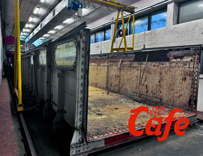 Fine di un'era: la storica vasca navale dell'Università di Trieste viene demolita (FOTO-VIDEO)