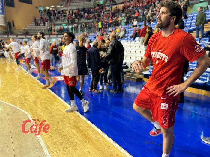 Pallacanestro Trieste: coach Christian pronto per la sfida con Cento