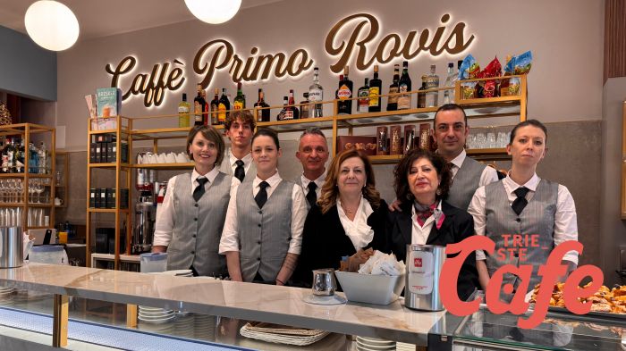 Caffè Primo Rovis: torna il frappè storico, ecco come viene preparato (FOTO-VIDEO)