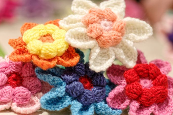 Mercato Coperto, sabato mostra di fiori 3D fatti a mano con raccolta fondi per bimbi in difficoltà 