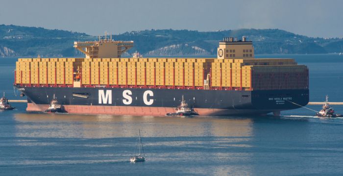 Msc Nicola Mastro approdata questa mattina in porto! È tra le navi Portacontainer più grandi al mondo