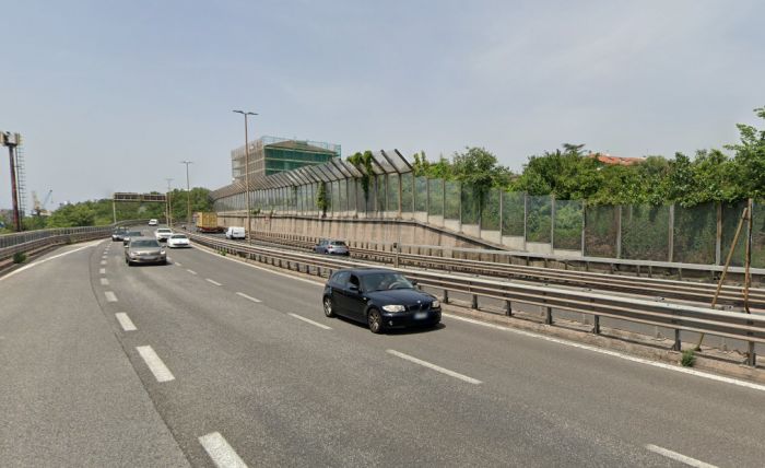 Ispezione cadavere sulla Grande Viabilità nel pomeriggio, c'è anche ipotesi suicidio
