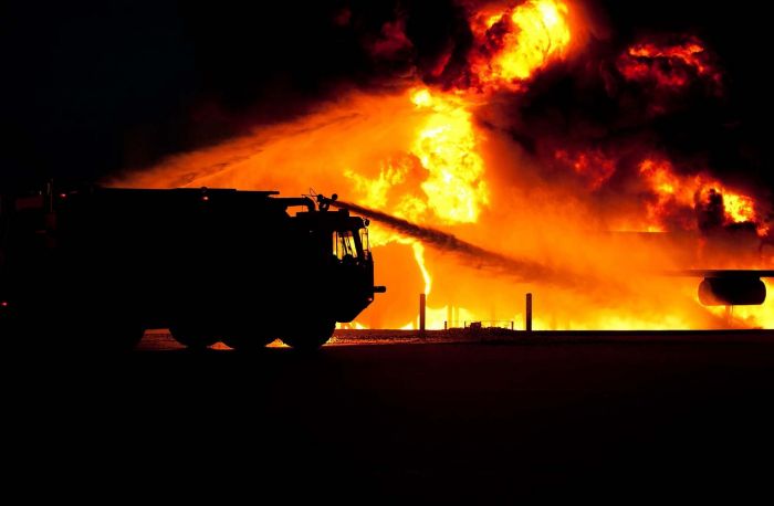 Spalato: Auto si schianta, esplode contro distributore di benzina, un morto e feriti
