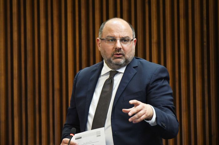 Province. Moretti (Pd), "Giunta e maggioranza ritirino il disegno di legge" 