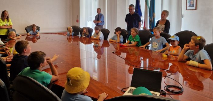 Roberti, Asd Trieste Atletica avvicina bambini a istituzioni