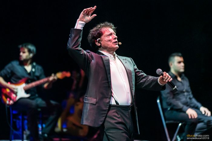 MASSIMO RANIERI - Con "Tutti i sogni ancora in volo" live in Piazza Patriarcato a Aquileia il 4 settembre