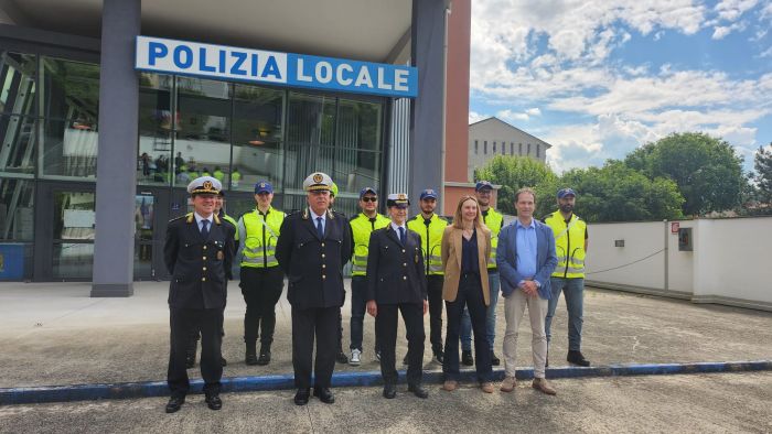 Presentati i 21 agenti della Polizia locale: 18 uomini e 3 donne  