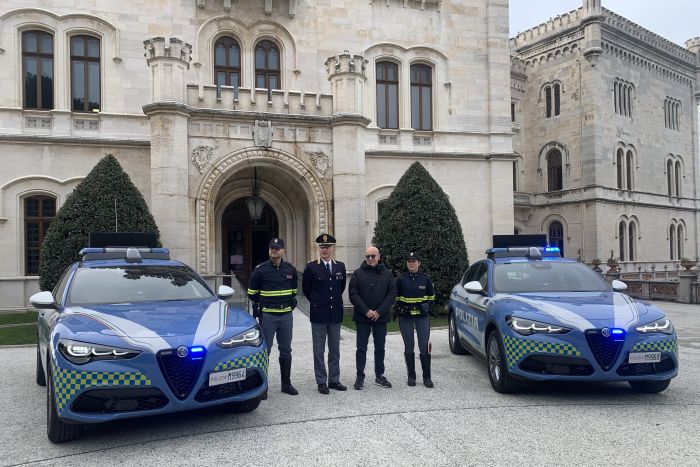 Alfa Romeo Stelvio, il nuovo alleato della Polizia Stradale di Trieste sulle strade