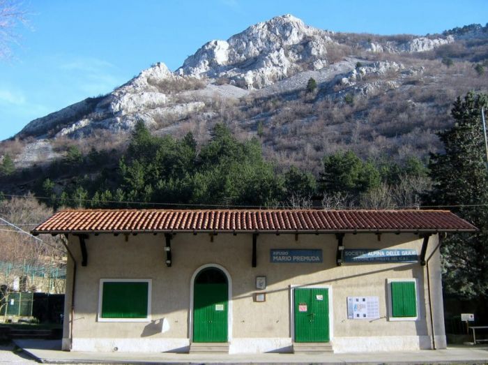 Riapre il Rifugio Premuda: nuovo corso per lo storico avamposto della Val Rosandra